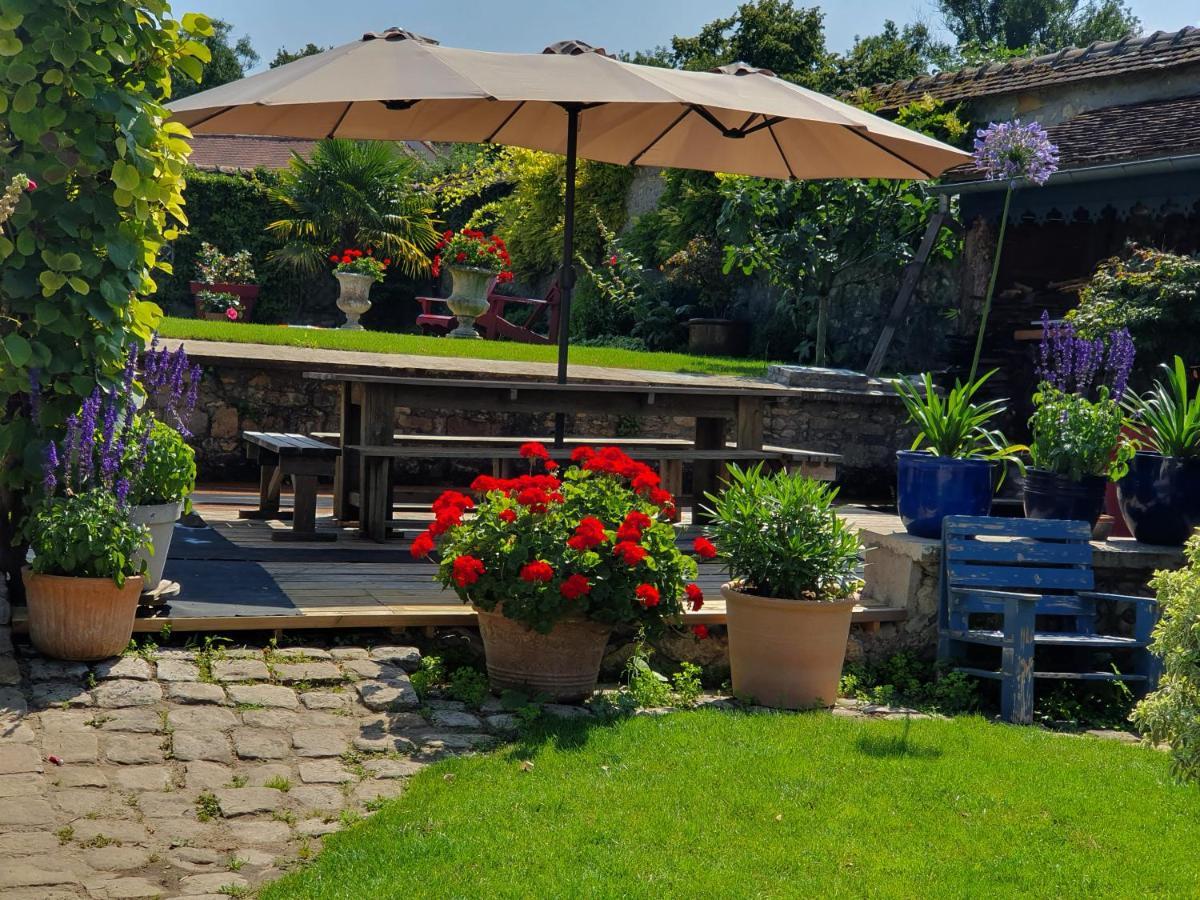 Bed and Breakfast Les Glycines Ури Экстерьер фото