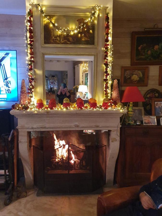 Bed and Breakfast Les Glycines Ури Экстерьер фото