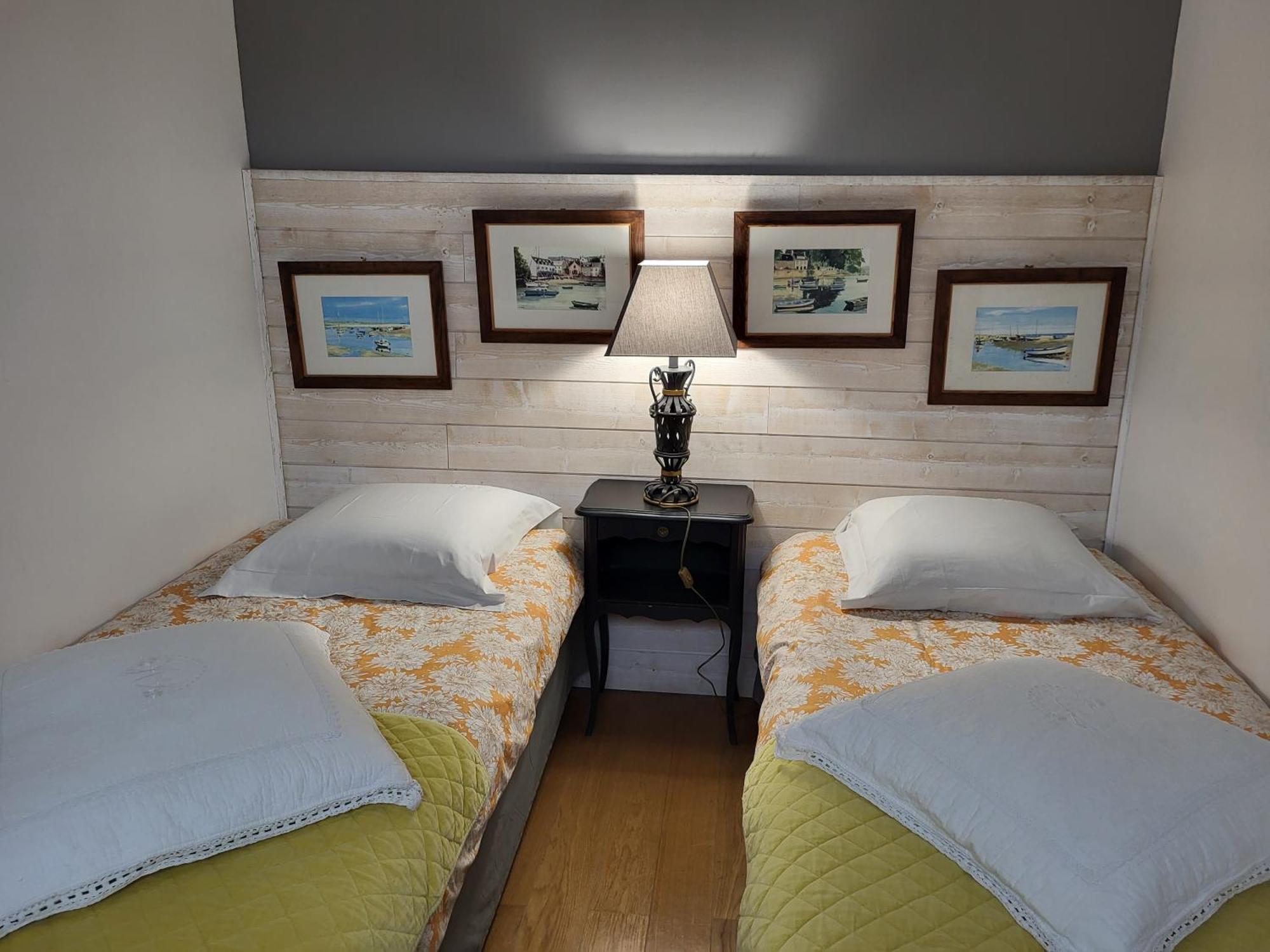 Bed and Breakfast Les Glycines Ури Экстерьер фото
